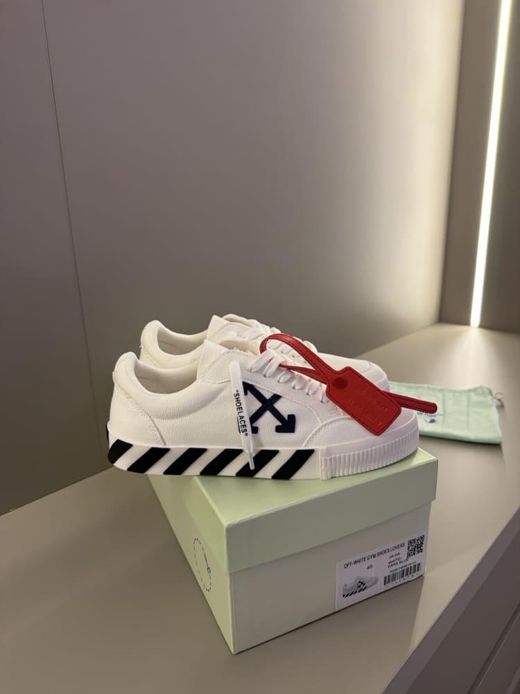 OFF-WHITE Vulc Low White dark blue