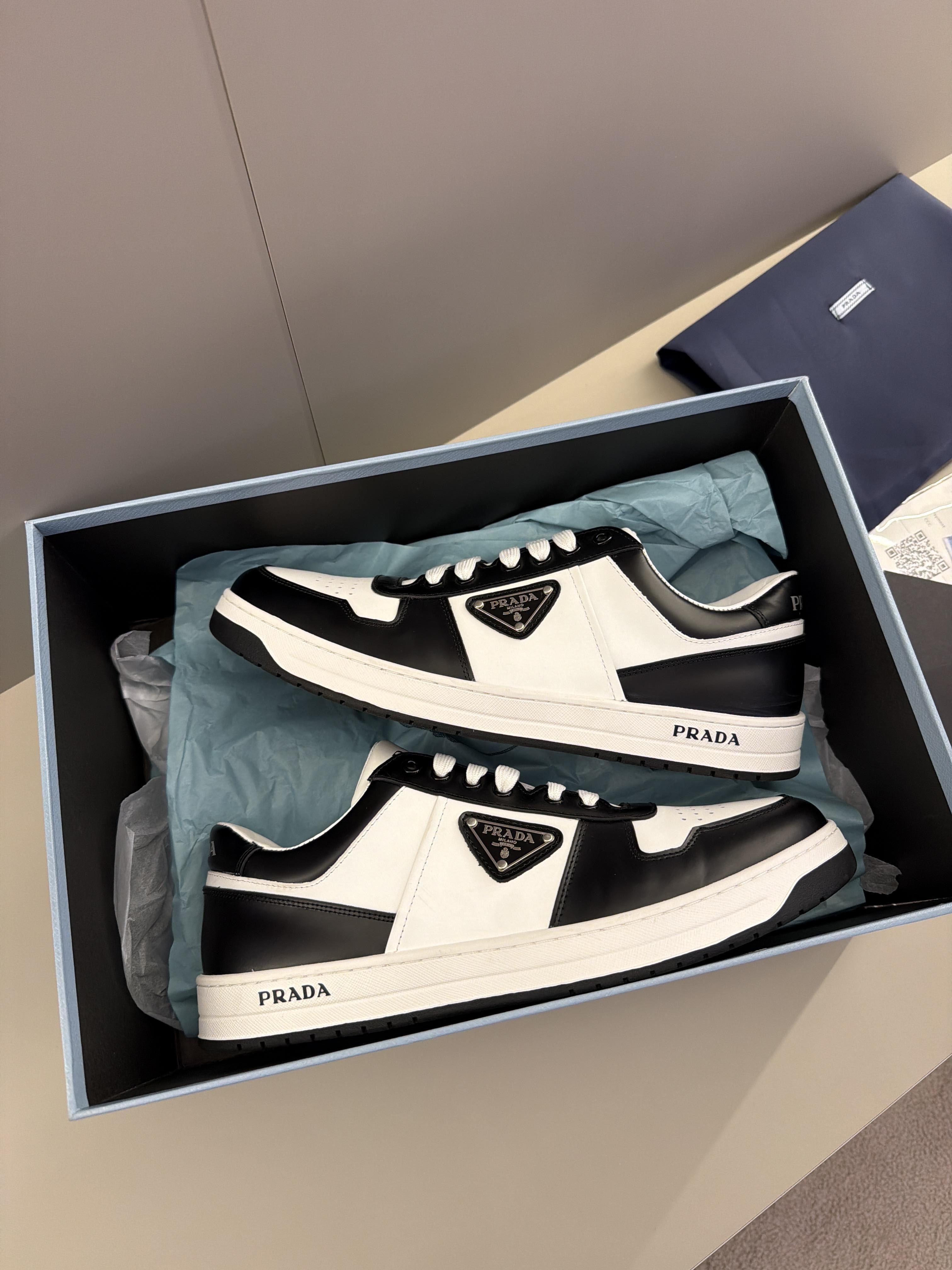 Prada Siyah Beyaz Sneaker