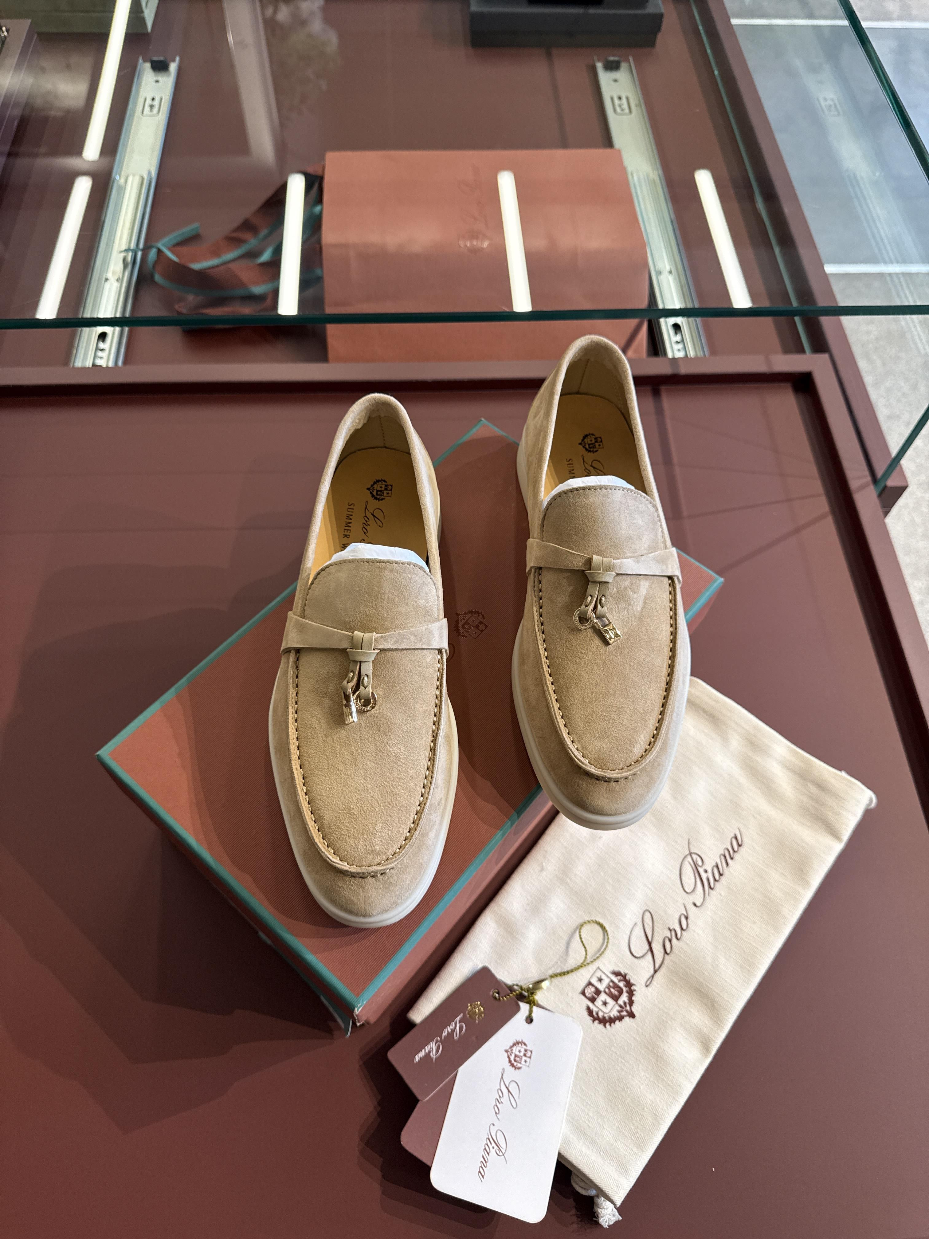Loro Piana Krem Loafer