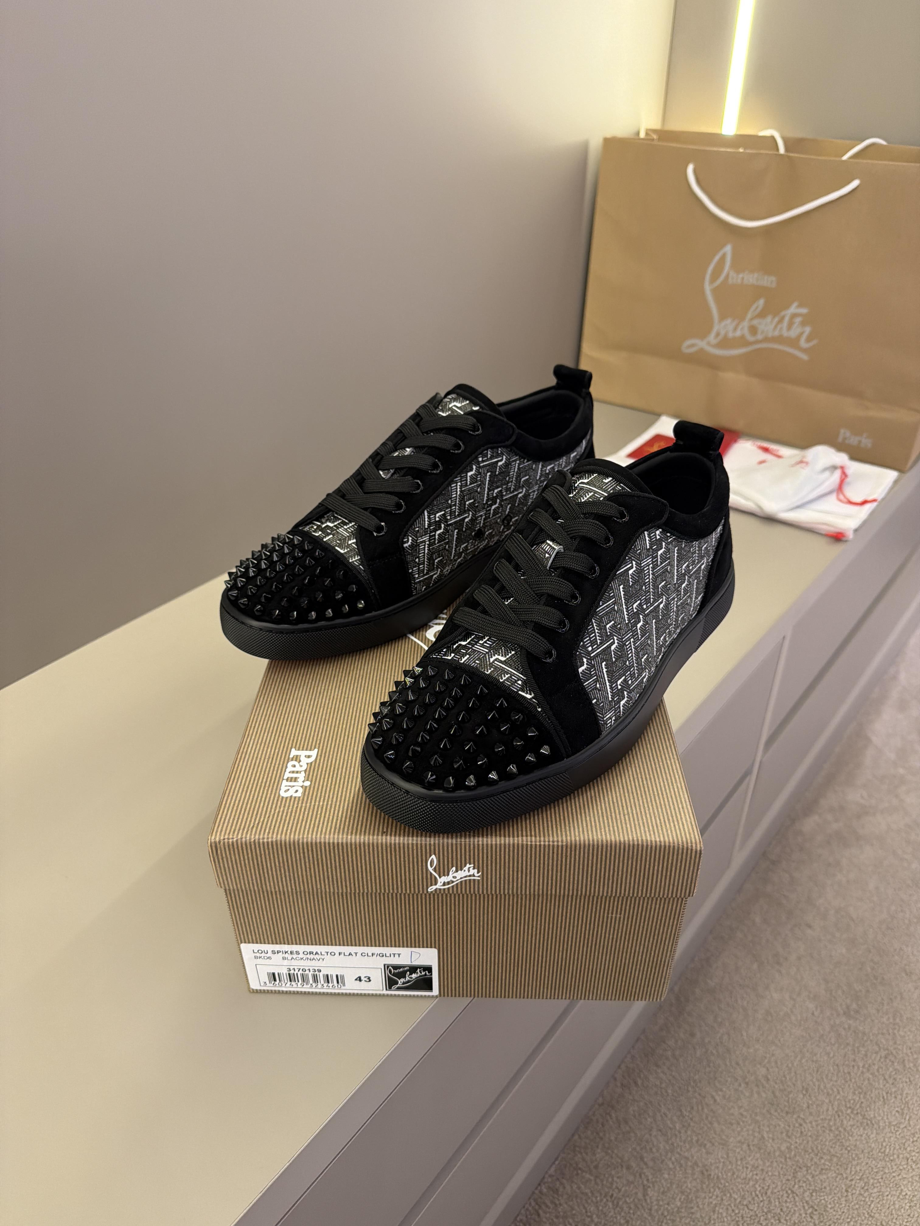Christian Louboutin (DS-02)