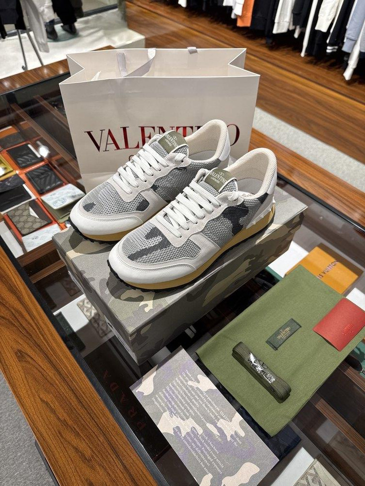 Valentino garavanı BEYAZ