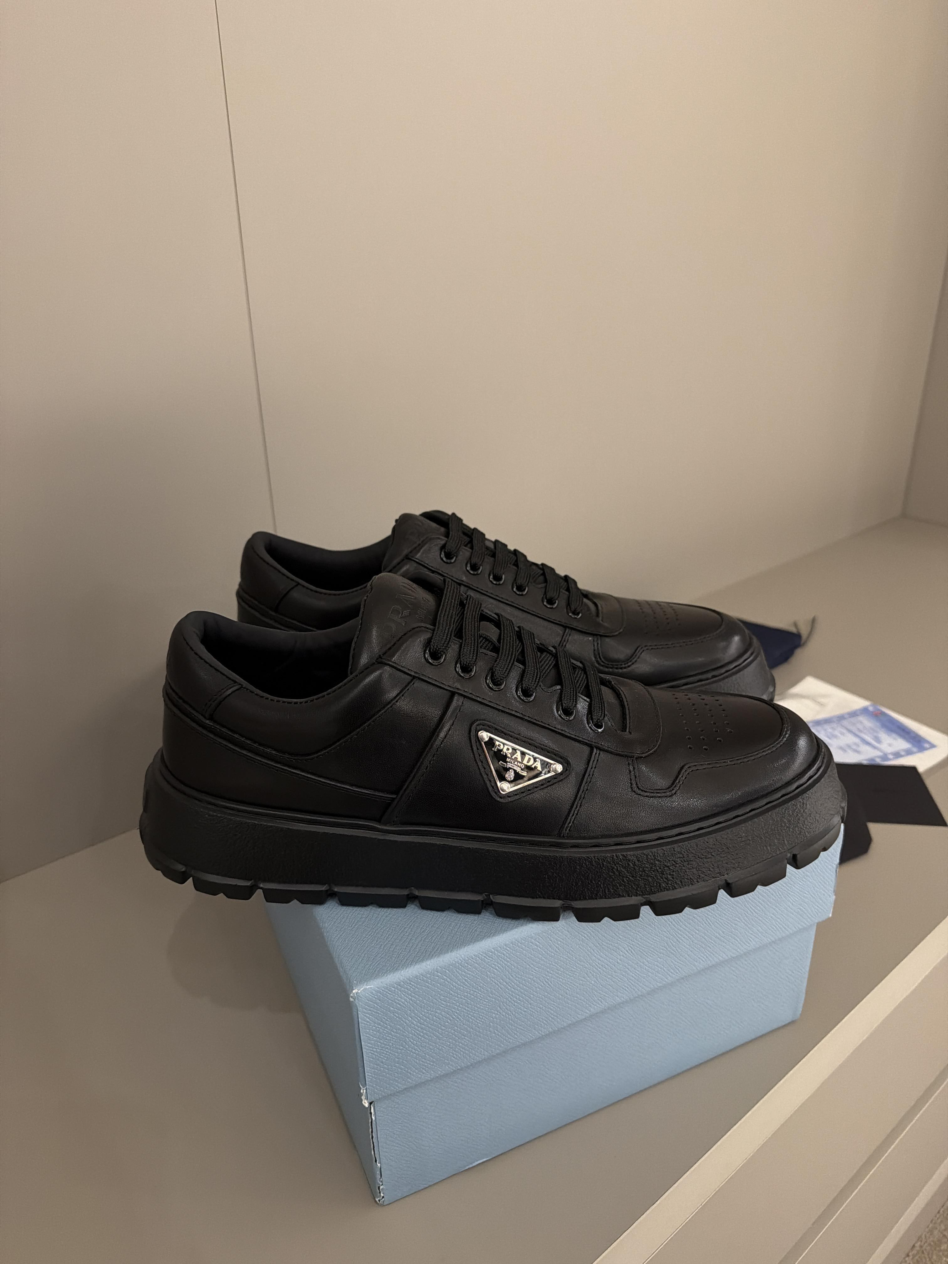 Prada Siyah Deri Ayakkabı