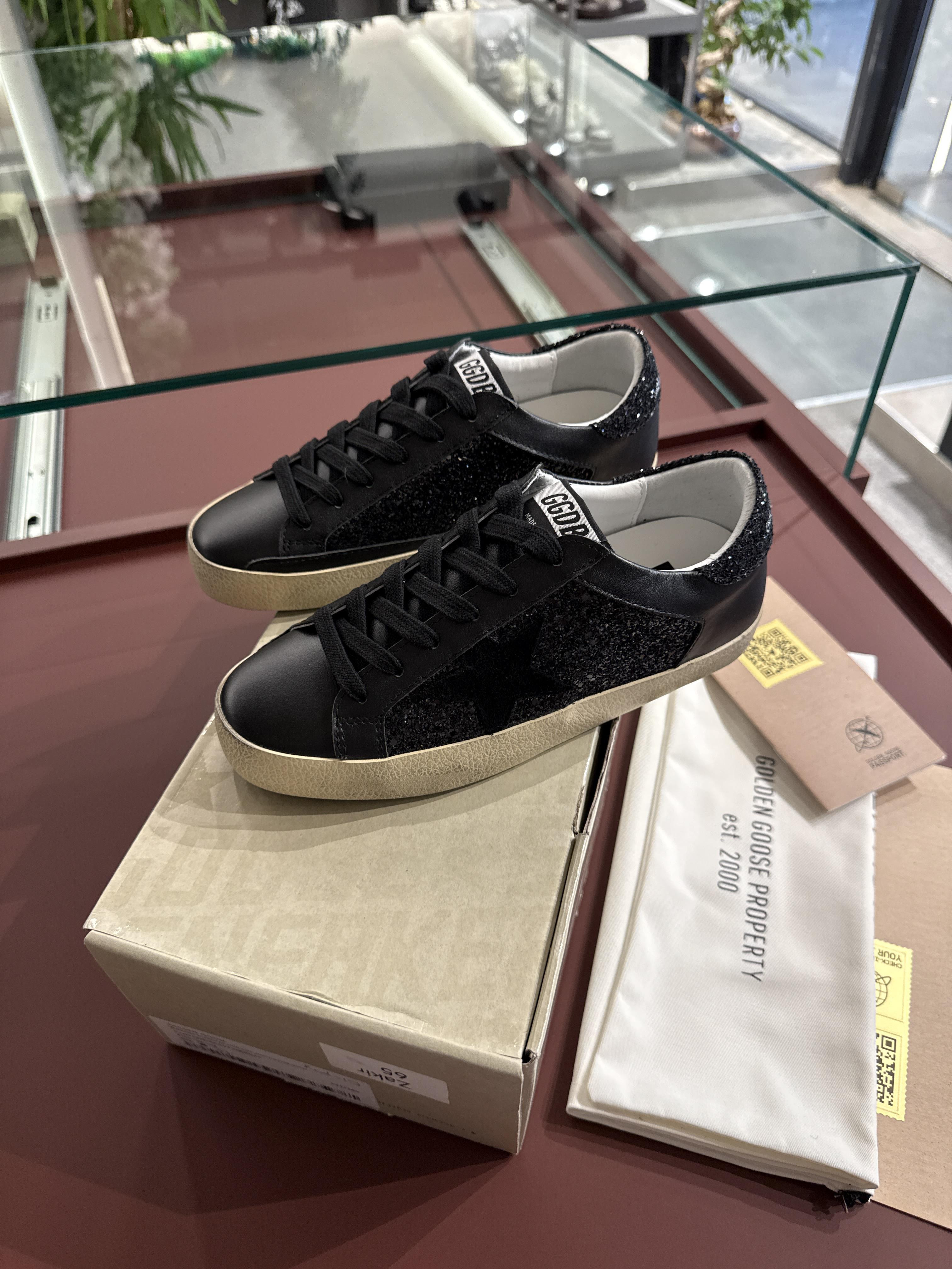 Golden goose -19