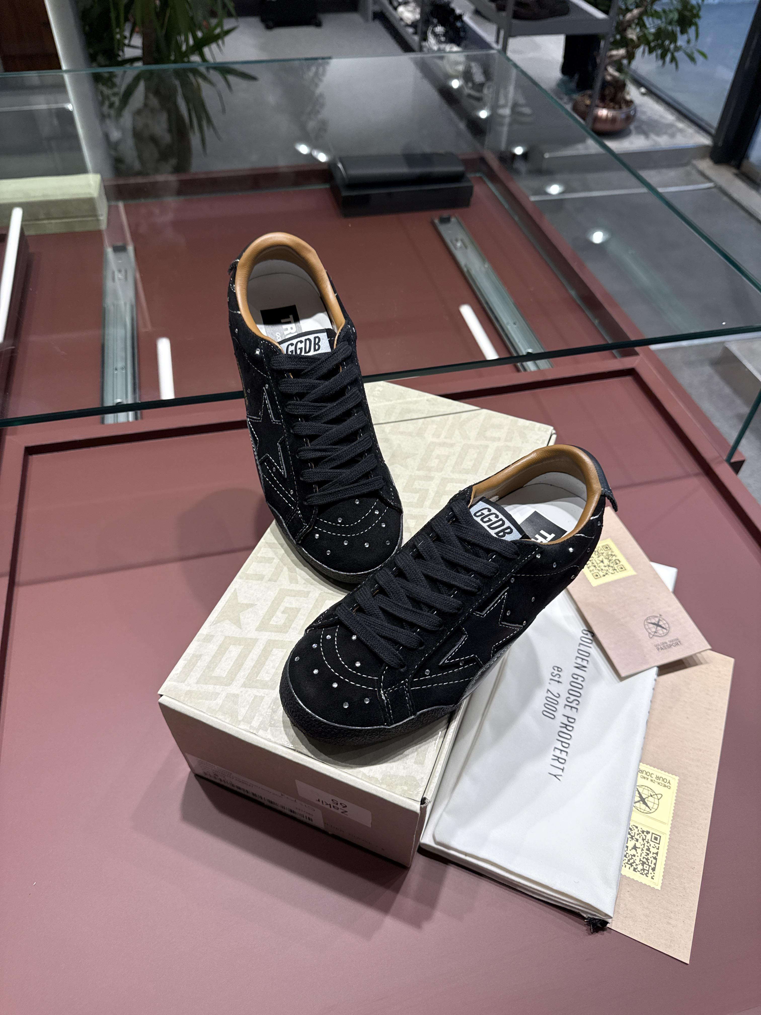 Golden goose-17