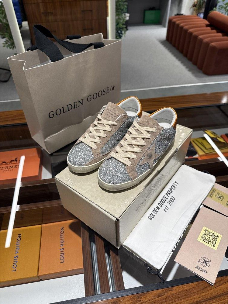 Golden goose -1008