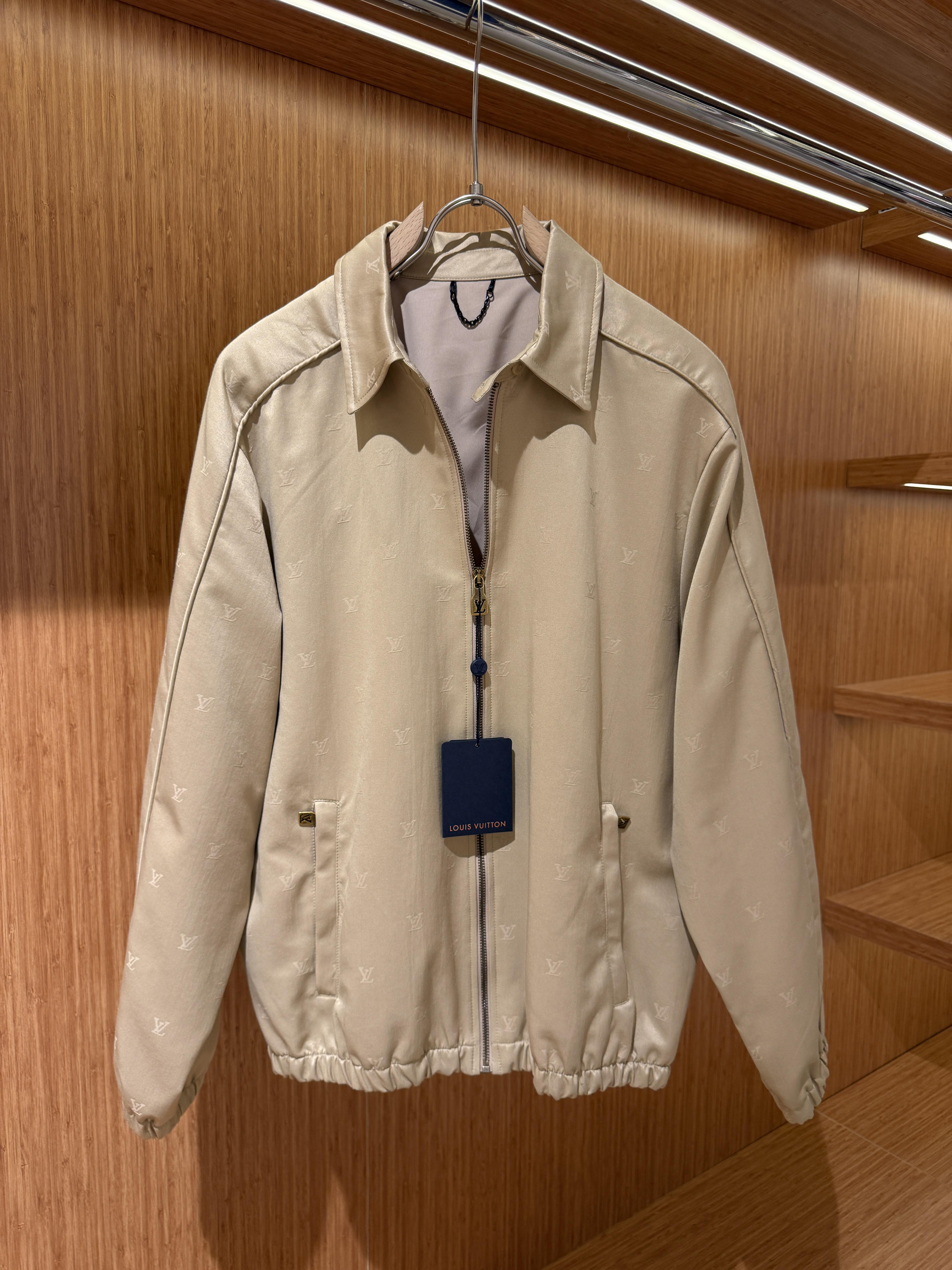 Louıs Vuıtton jacket K