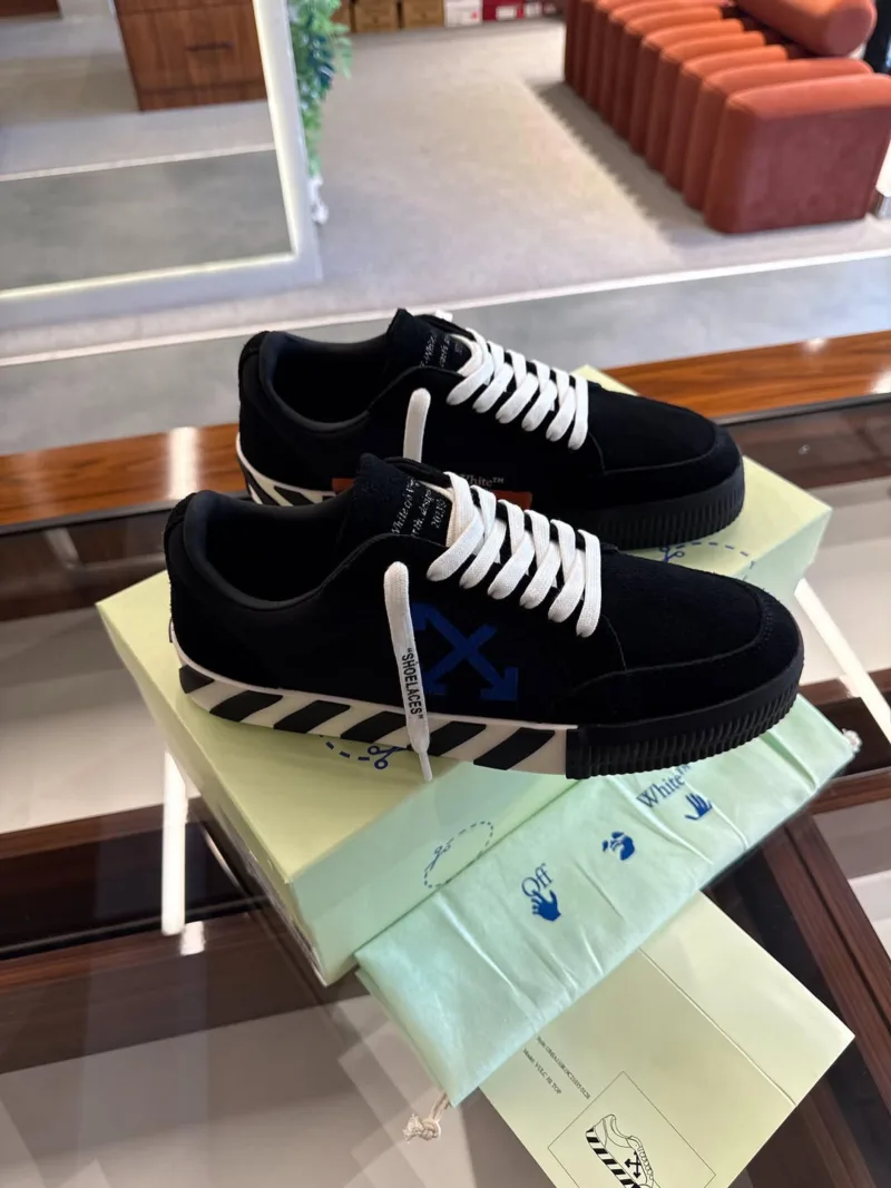 Off White Black Blue