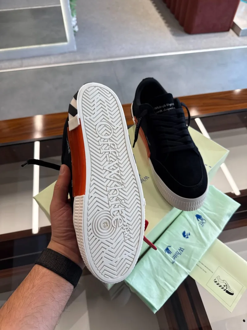 OFF- WHİTE Vulc Low Black Red Arrow