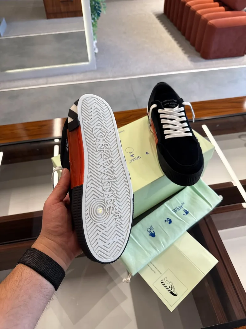 OFF- WHİTE Vulc Low Black Red Arrow