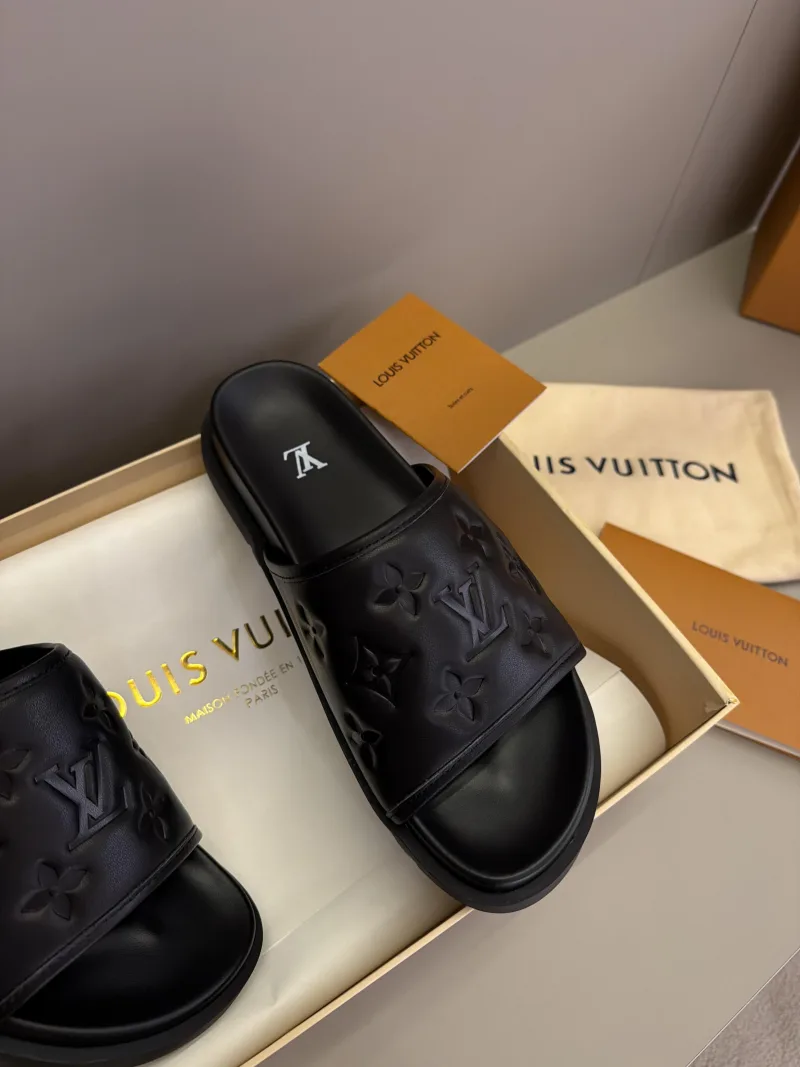 Louıs Vuıtton terlik Black
