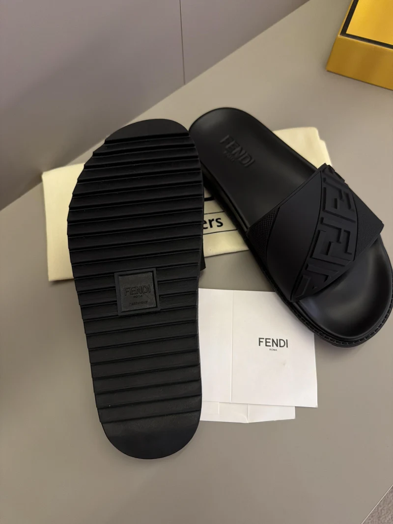 Fendi Terlik Black