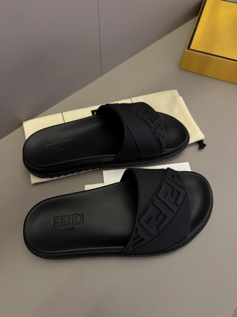 Fendi Terlik Black