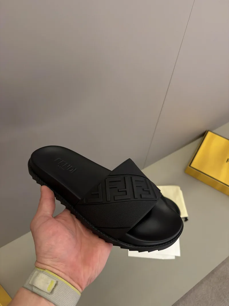 Fendi Terlik Black
