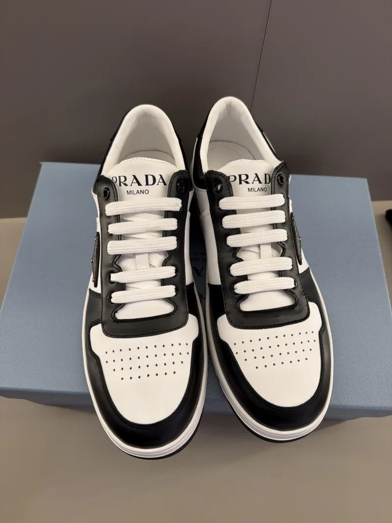 Prada Siyah Beyaz Sneaker