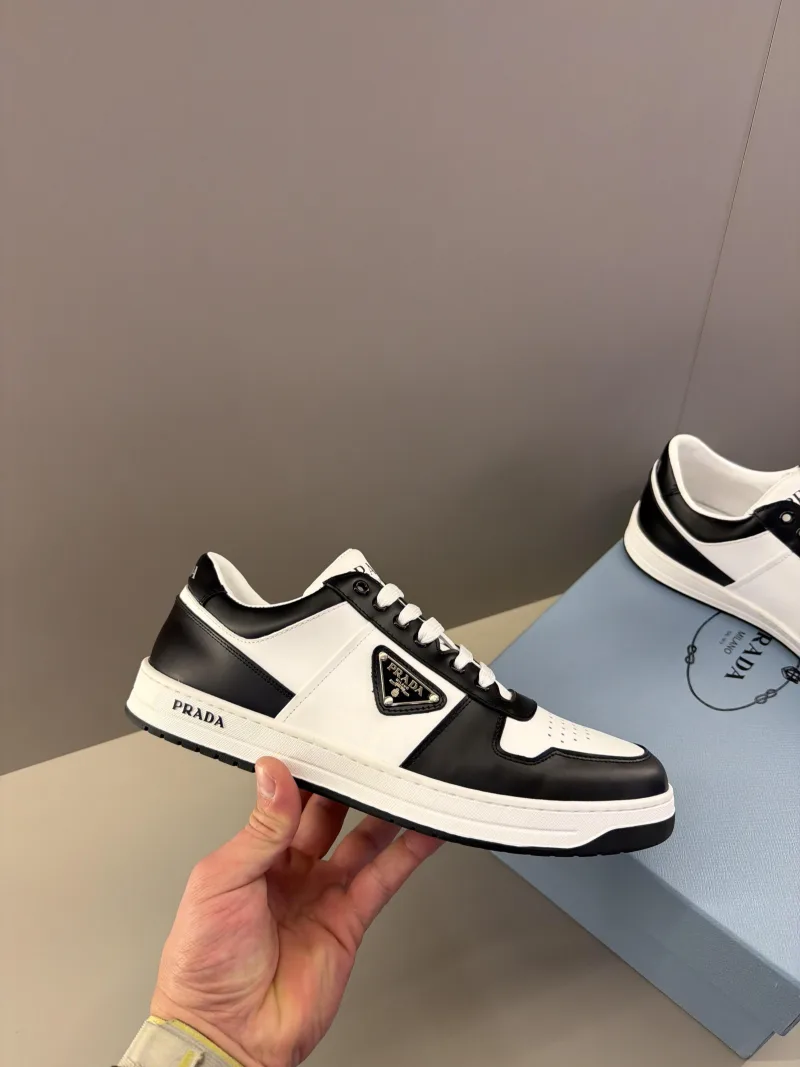Prada Siyah Beyaz Sneaker