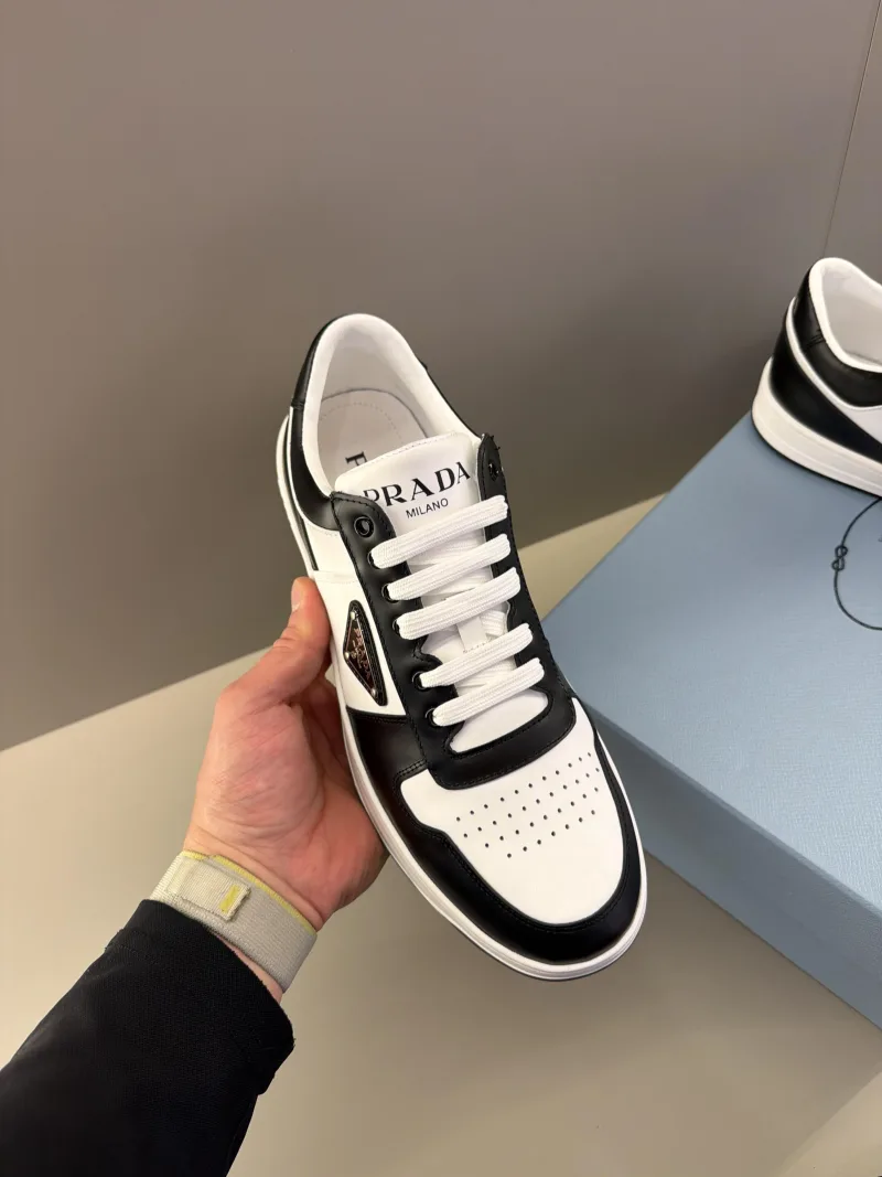 Prada Siyah Beyaz Sneaker