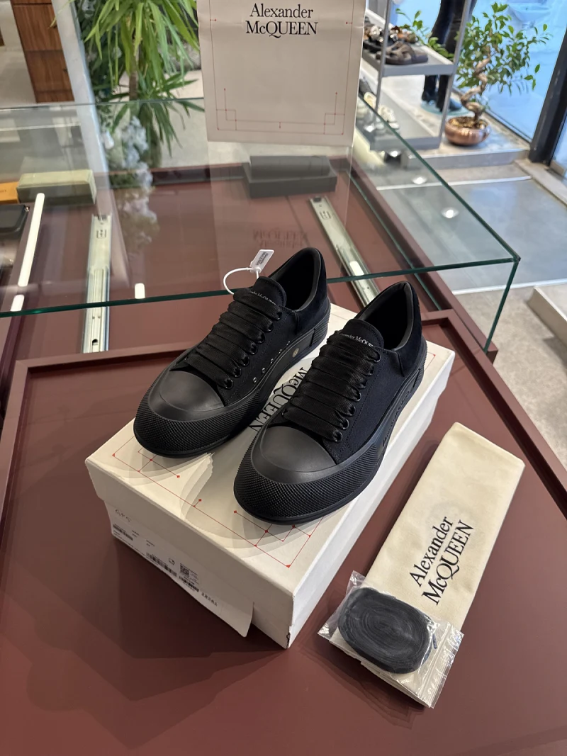 Alexander McQueen FS101