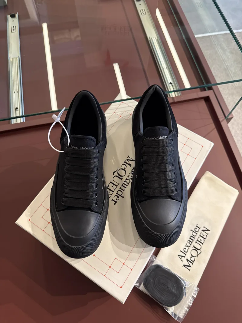 Alexander McQueen FS101