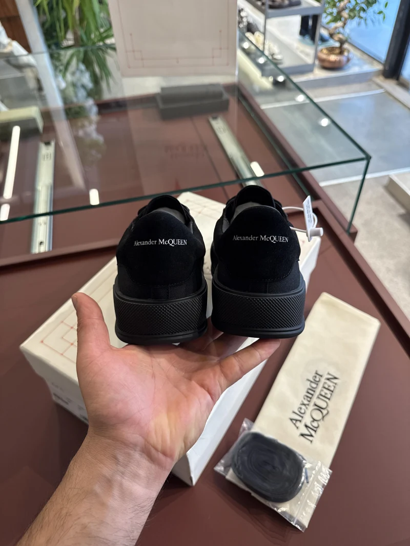 Alexander McQueen FS101