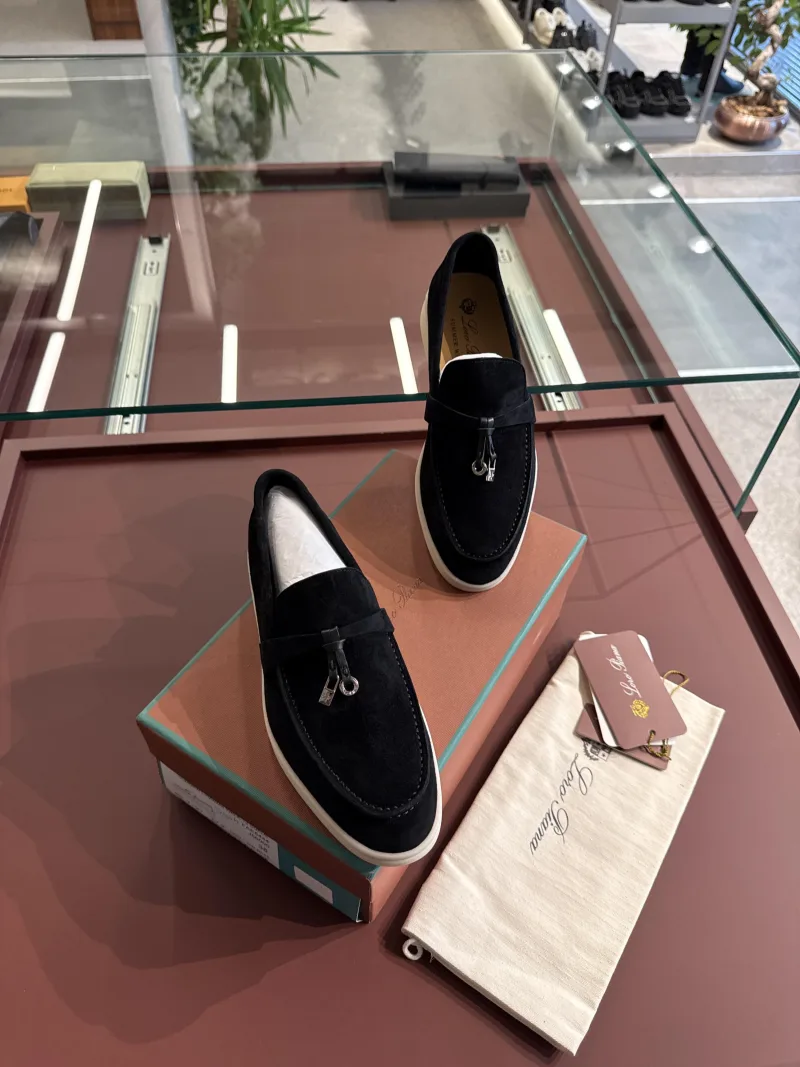 Loro Piana Siyah Loafer