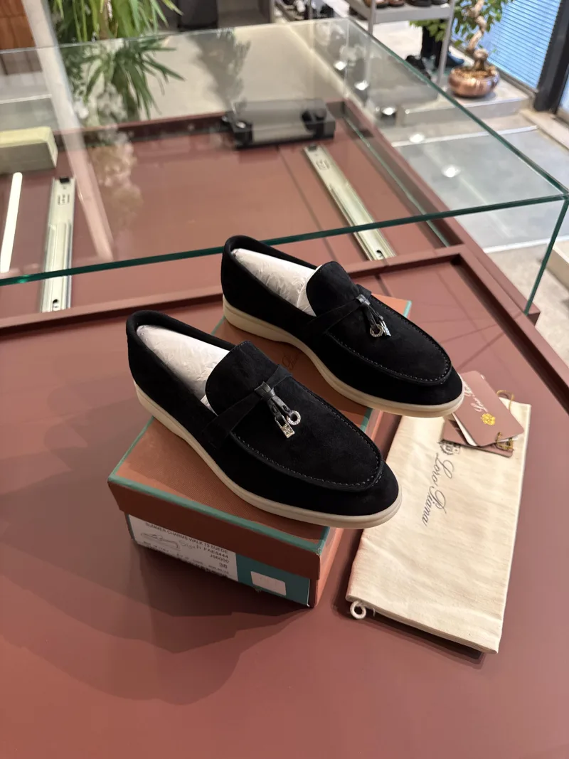 Loro Piana Siyah Loafer