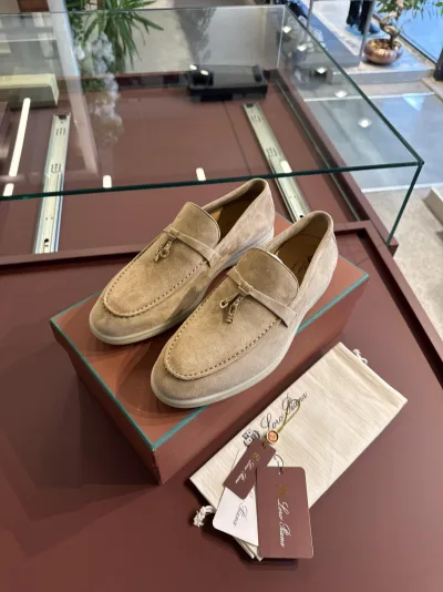Loro Piana Summer Walk krem
