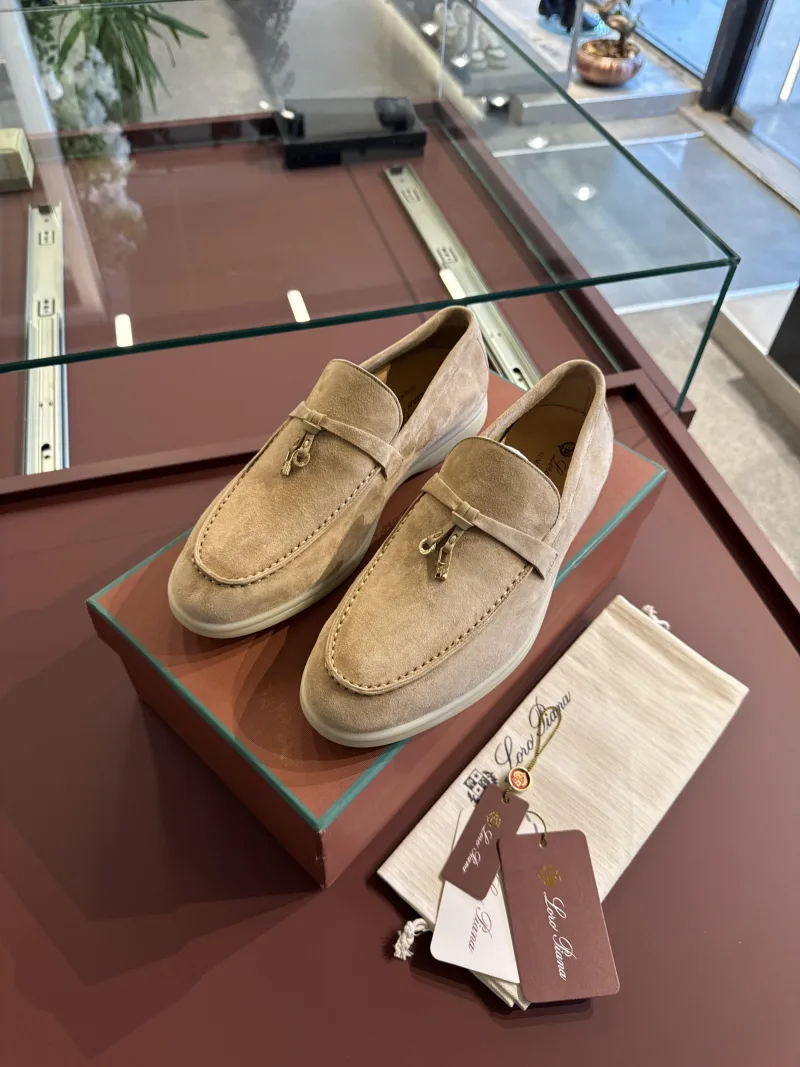 Loro Piana Summer Walk krem