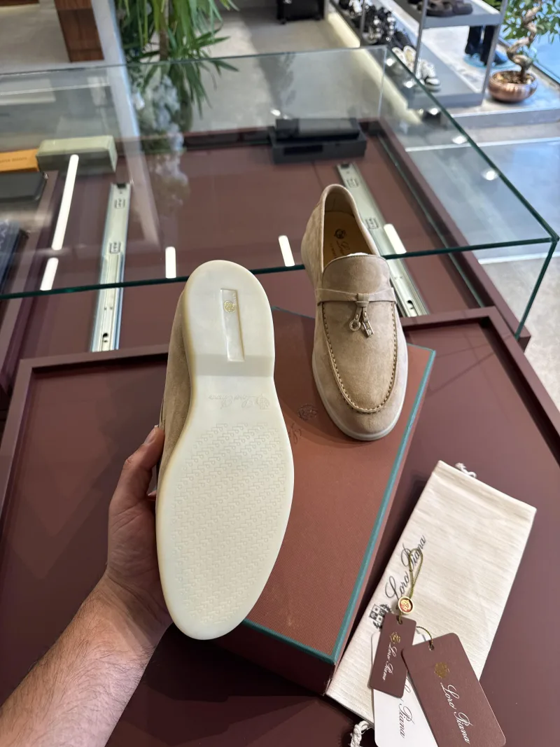 Loro Piana Summer Walk krem