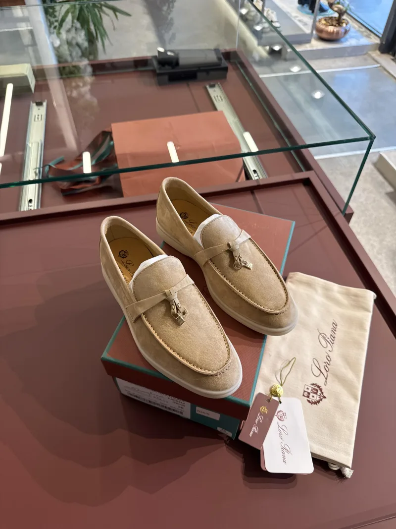 Loro Piana Krem Loafer