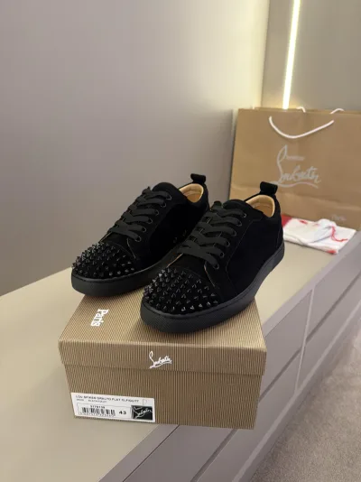Christian Louboutin (DZ-01)