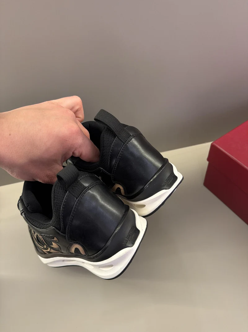 Garavani VLogo Easyjog sneakers