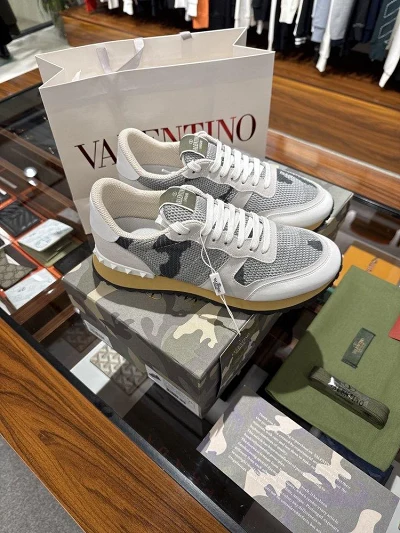 Valentino garavanı BEYAZ