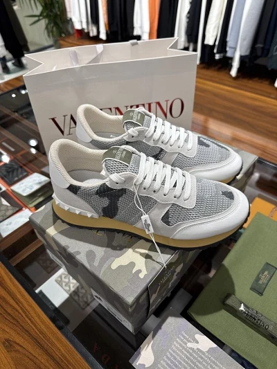 Valentino garavanı BEYAZ