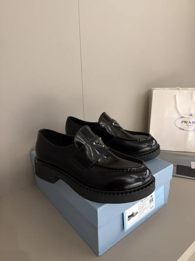 Prada Siyah Loafer Men
