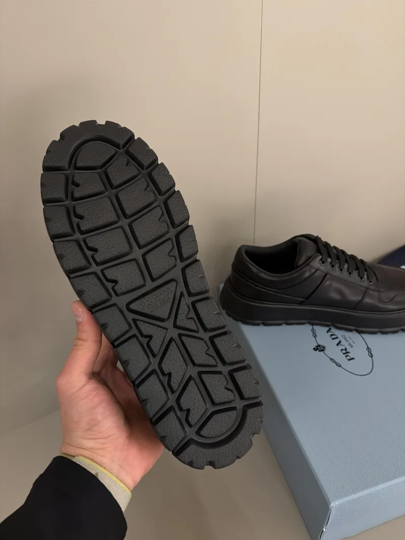 Prada Siyah Deri Ayakkabı