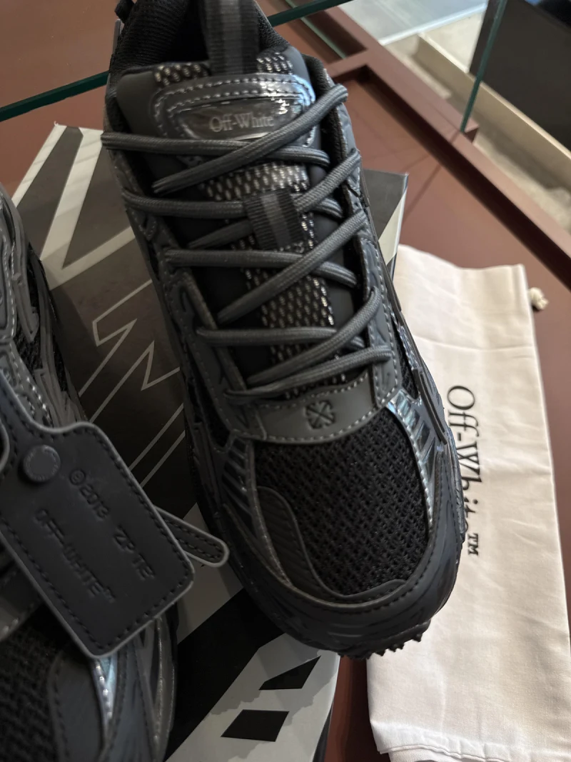 Off white siyah sneakers