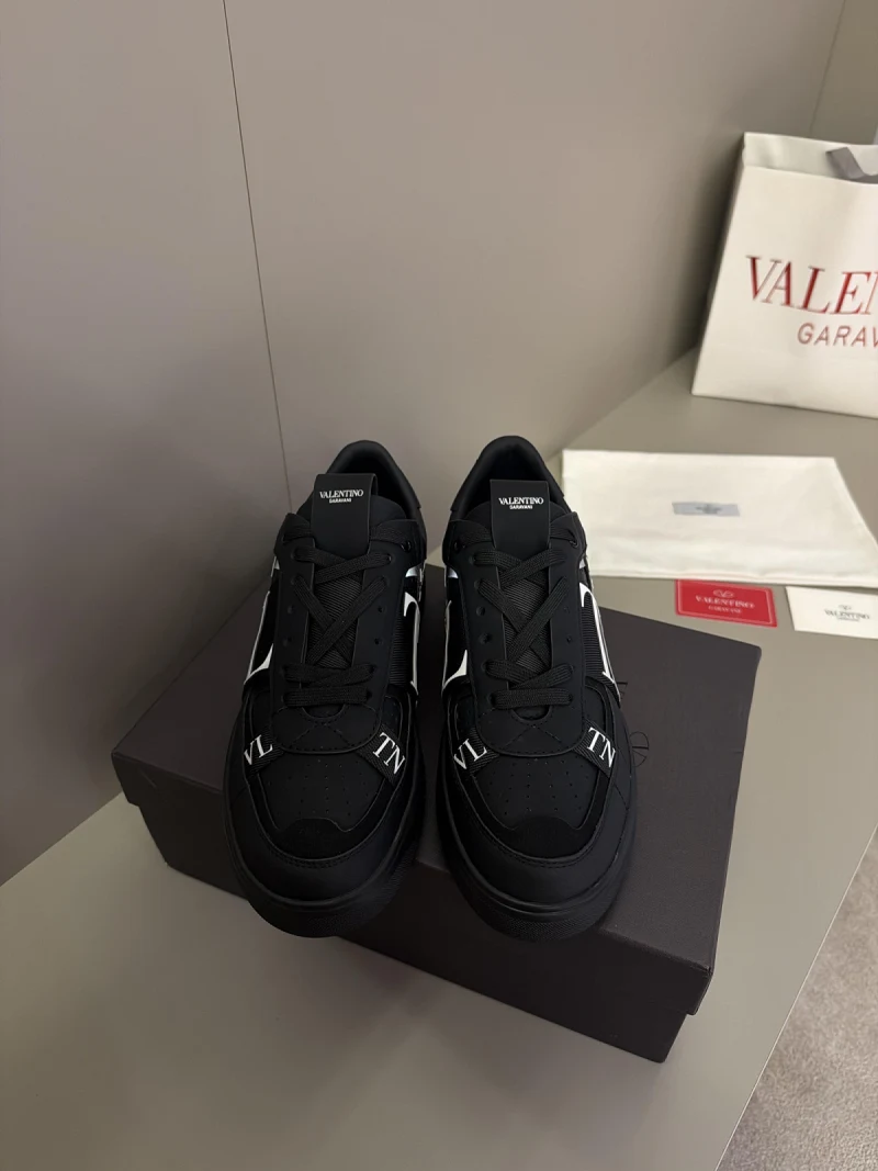 Valentino Garavani Siyah Erkek Deri Sneaker (kods1102)
