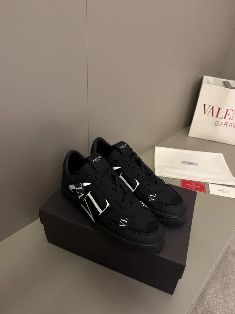 Valentino Garavani Siyah Erkek Deri Sneaker (kods1102)