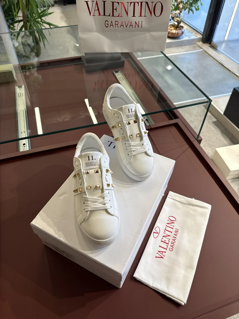 Valentino beyaz taşlı sneaker