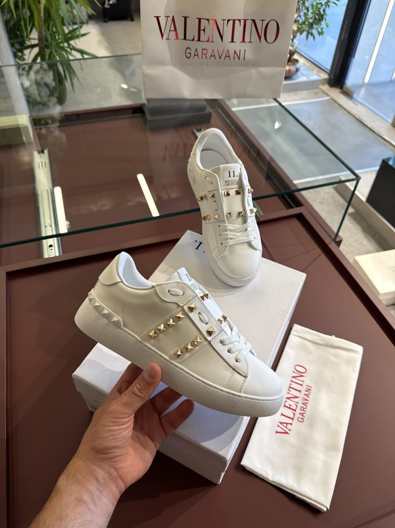 Valentino beyaz taşlı sneaker