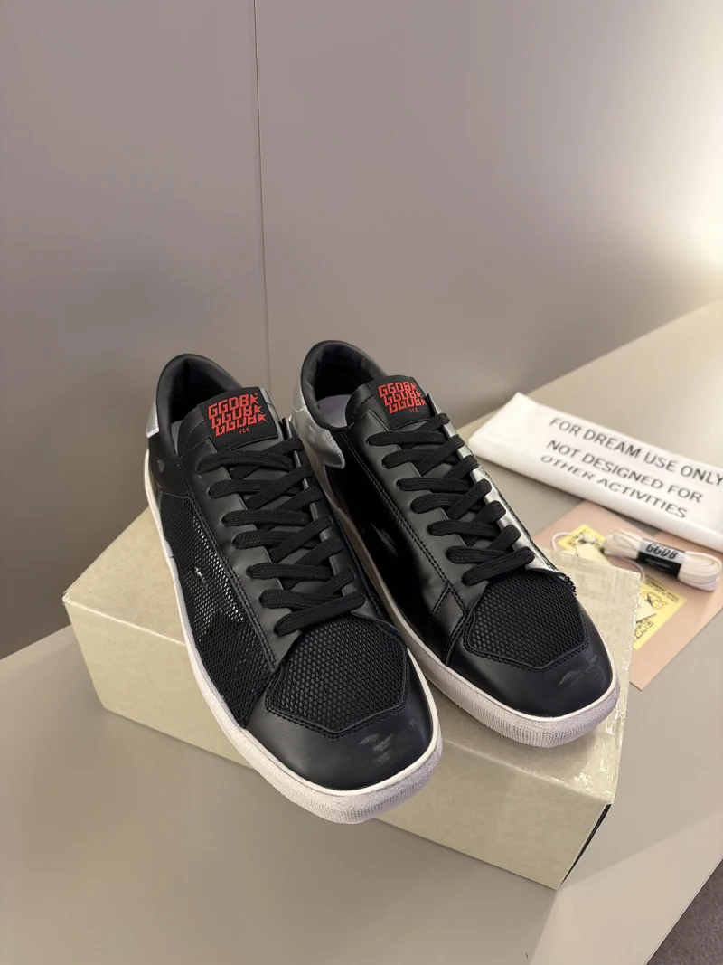 GOLDEN GOOSE - 1001