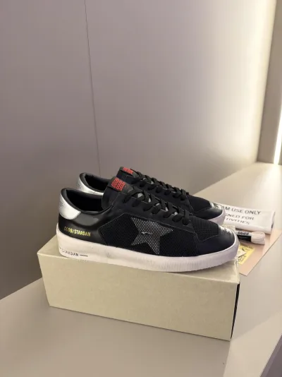 GOLDEN GOOSE - 1001