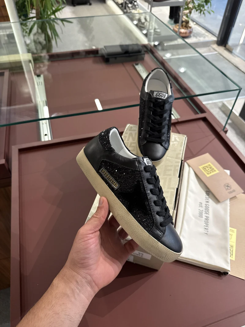 Golden goose -19