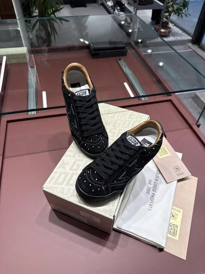 Golden goose-17