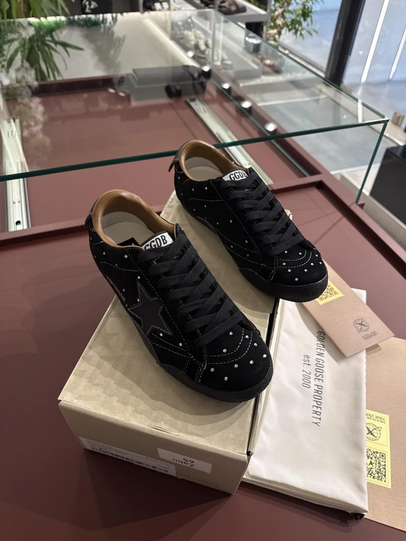 Golden goose-17