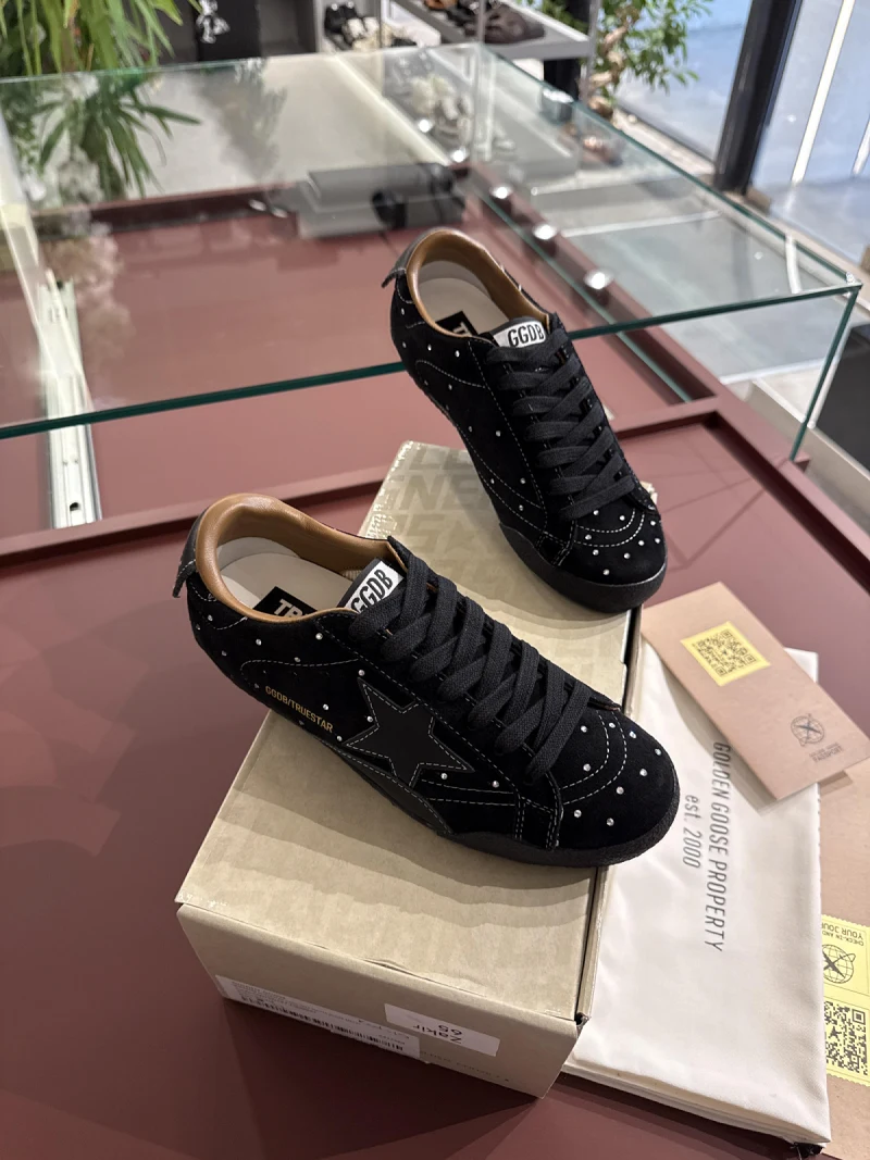Golden goose-17