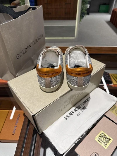 Golden goose -1008