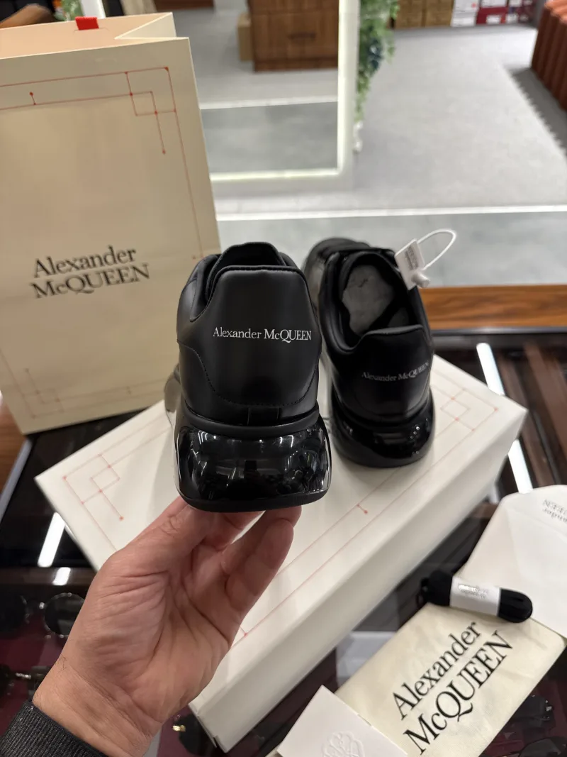 Alexander McQueen SŞ99