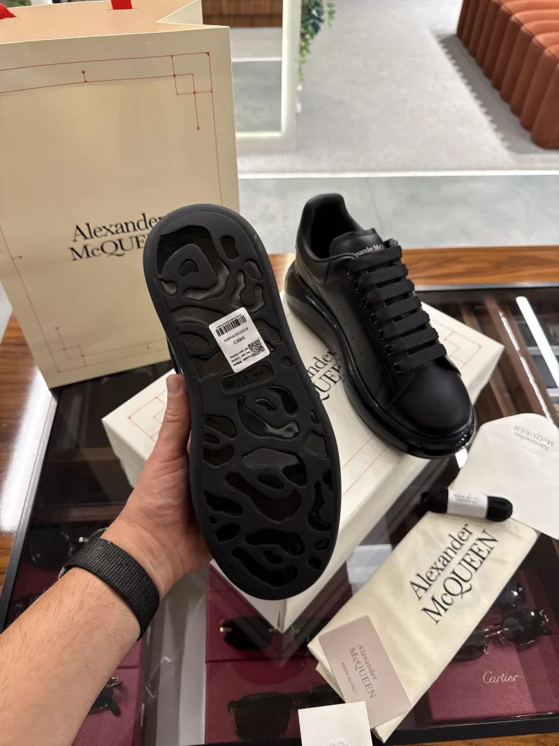 Alexander McQueen SŞ99