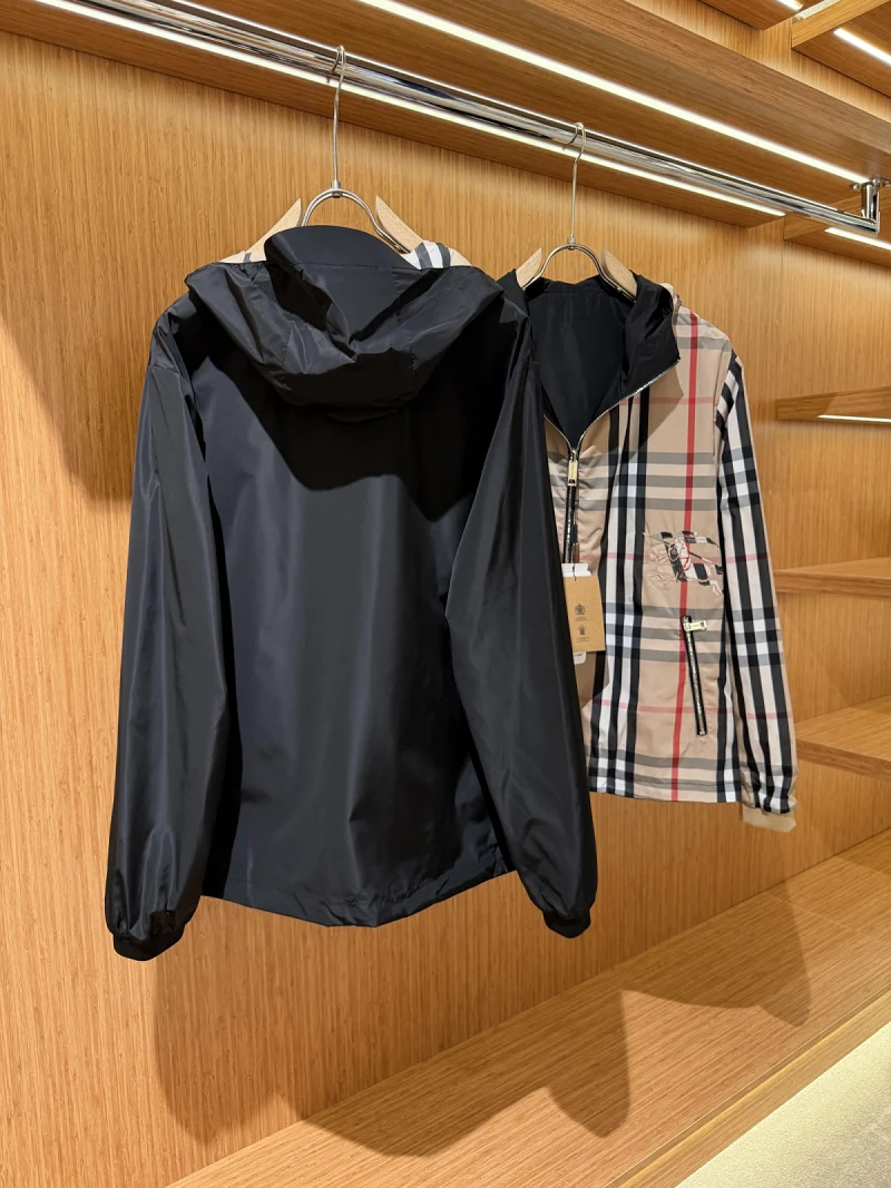 Burberry Reversible Hooded (BÜYÜK BEDEN)